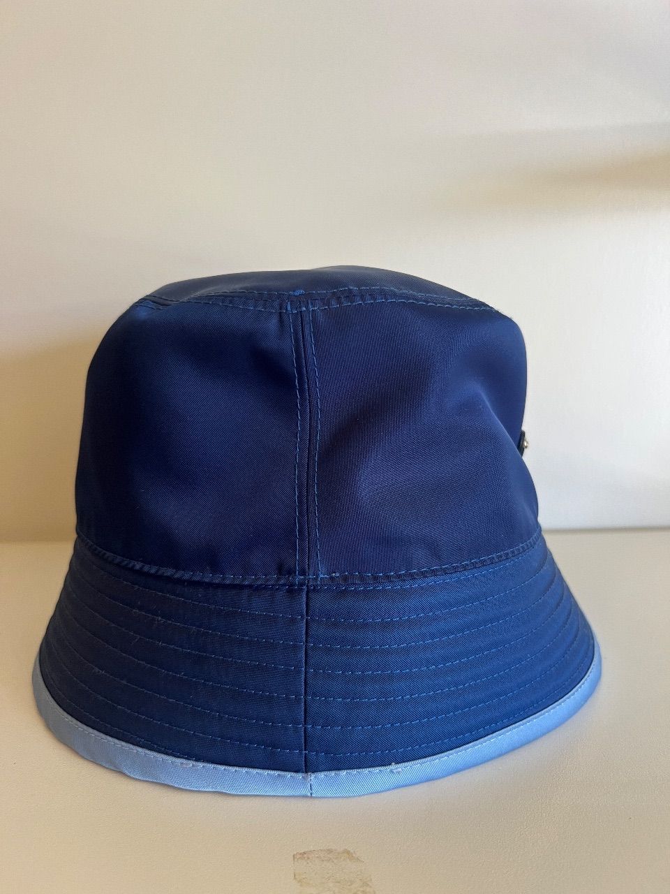 Bucket de nylon azul M chapéu — foto 2