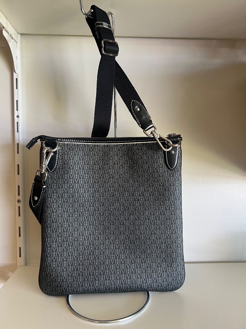 Bolsa transversal monograma — foto 4