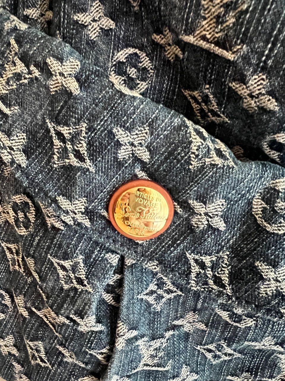 Bolsa Daily monograma denim azul jeans — foto 2