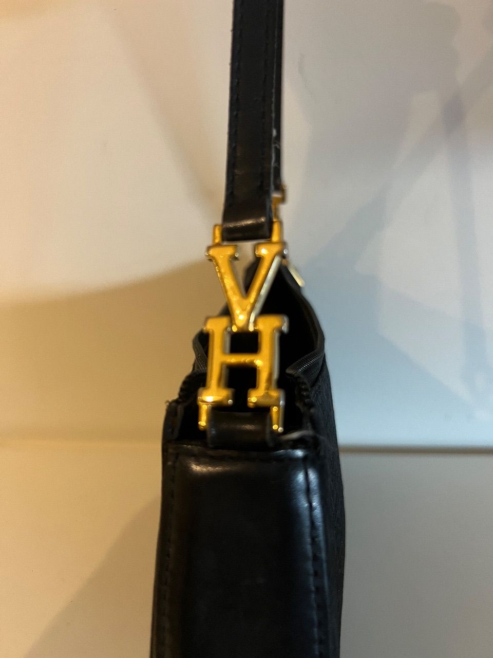 Bolsa baguete tecido monograma preto — foto 6