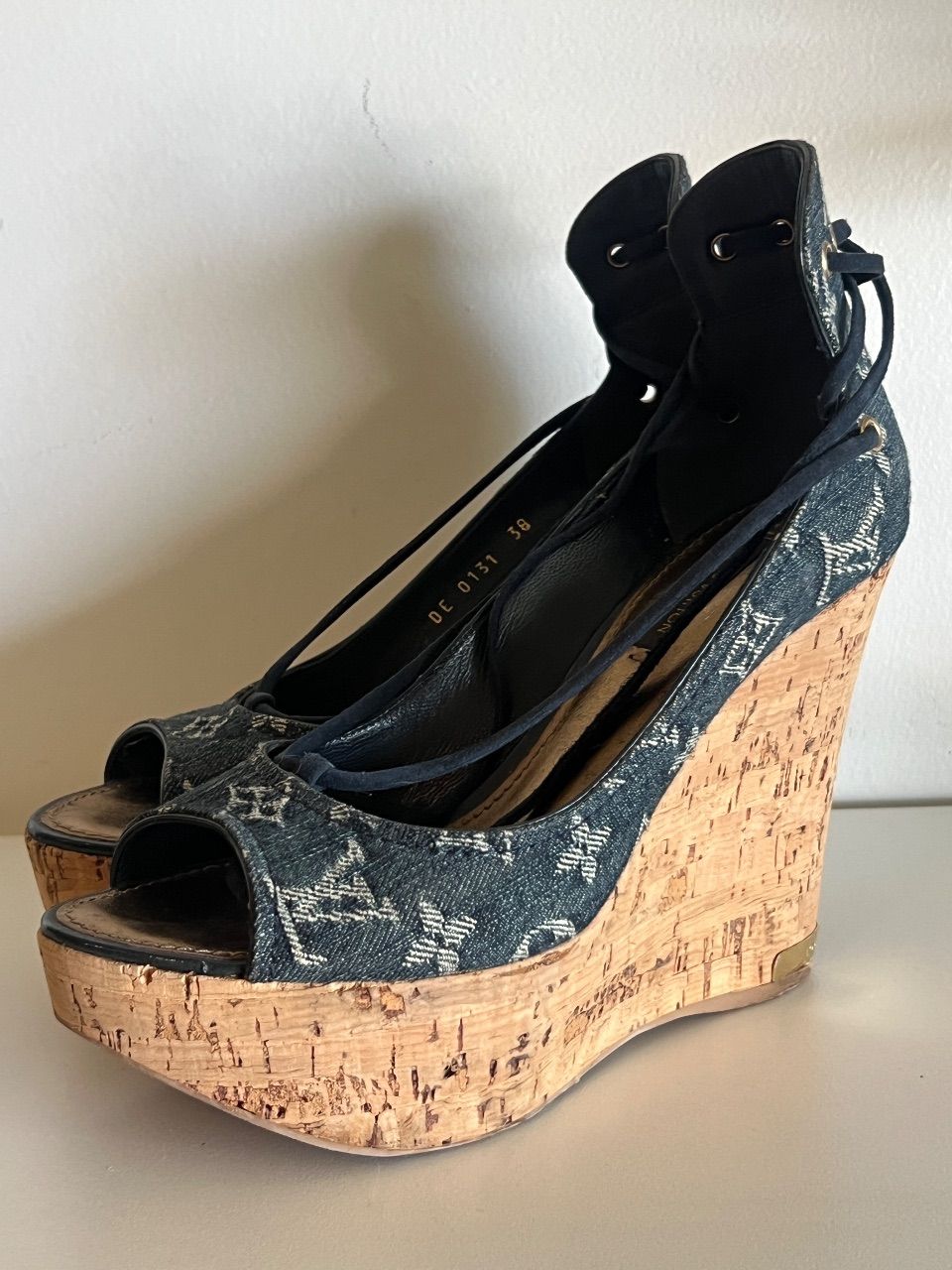 Sandália anabela denim 36BR jeans — foto 2