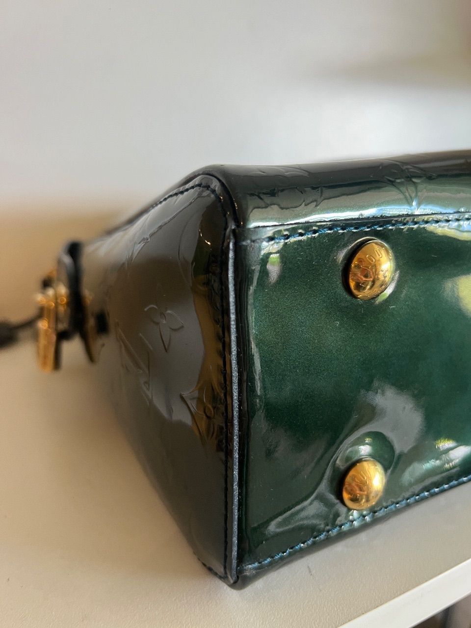 Bolsa tote verniz verde — foto 6