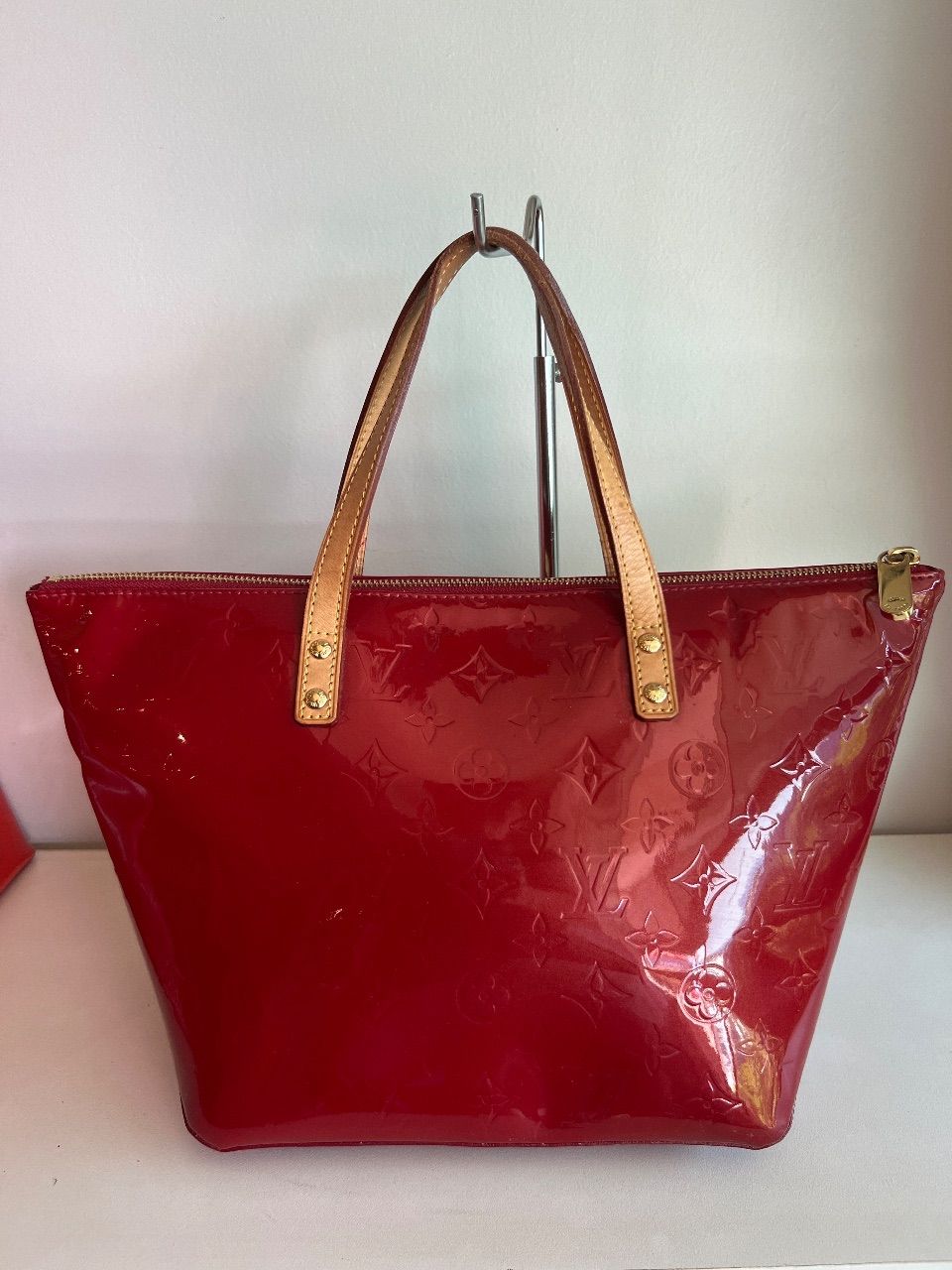 Bolsa Bellevue verniz vermelho — foto 3
