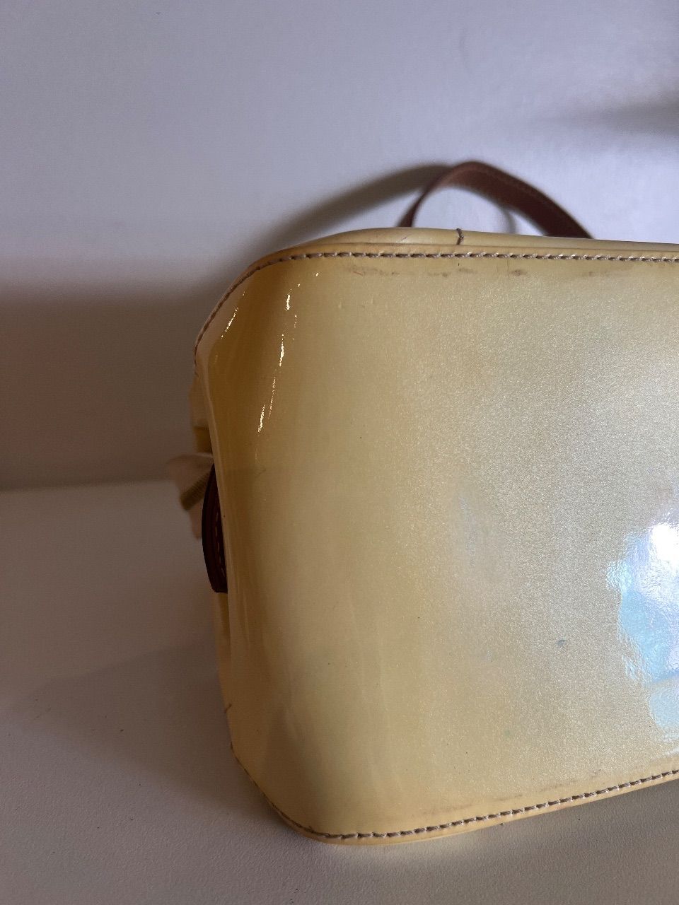 Bolsa Rosewood Avenue verniz amarelo — foto 7
