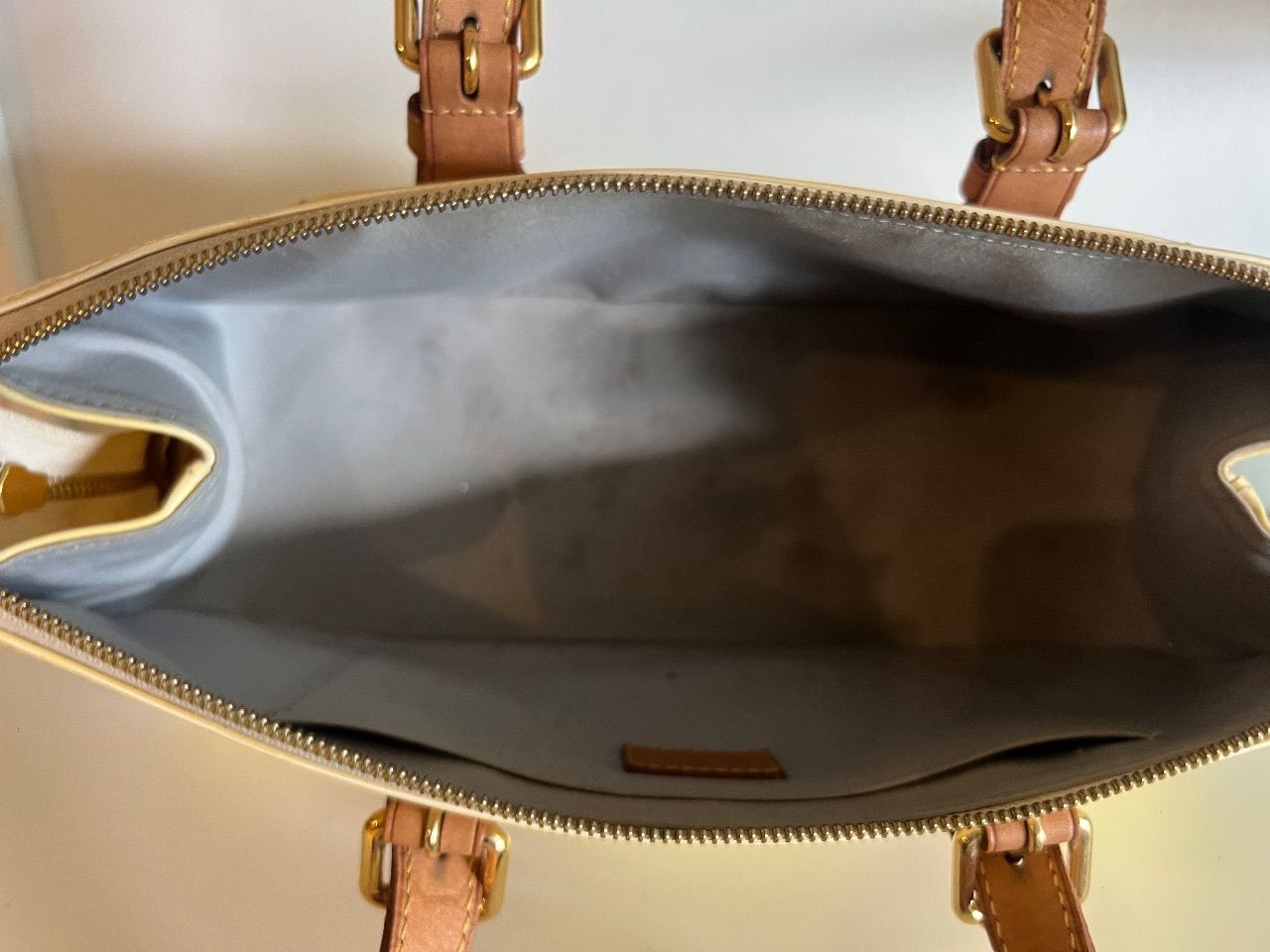 Bolsa Rosewood Avenue verniz amarelo — foto 8