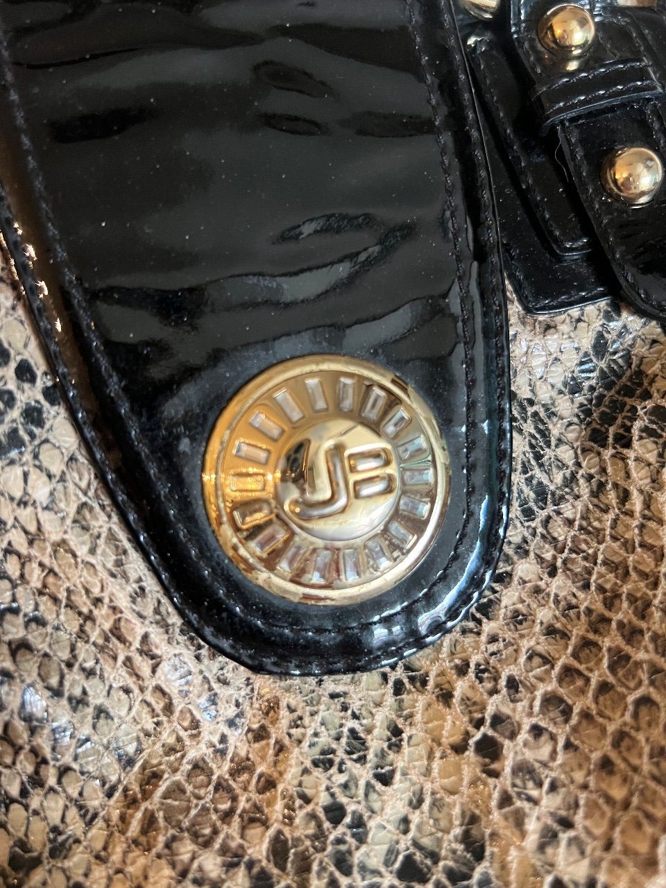 Bolsa doctor bag píton com verniz preto — foto 6