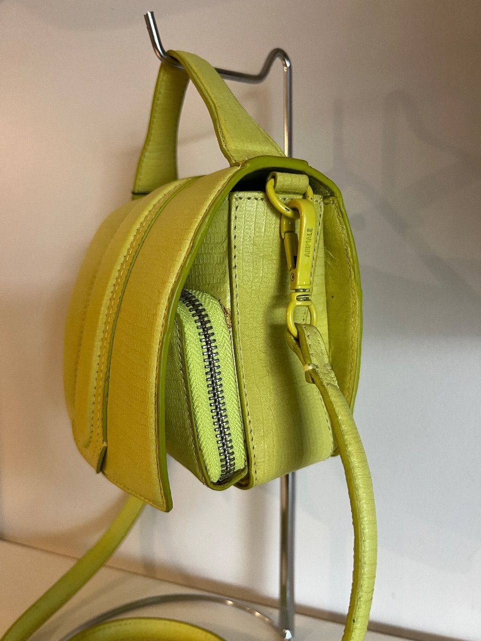 Bolsa crossbody couro amarelo neon — foto 2