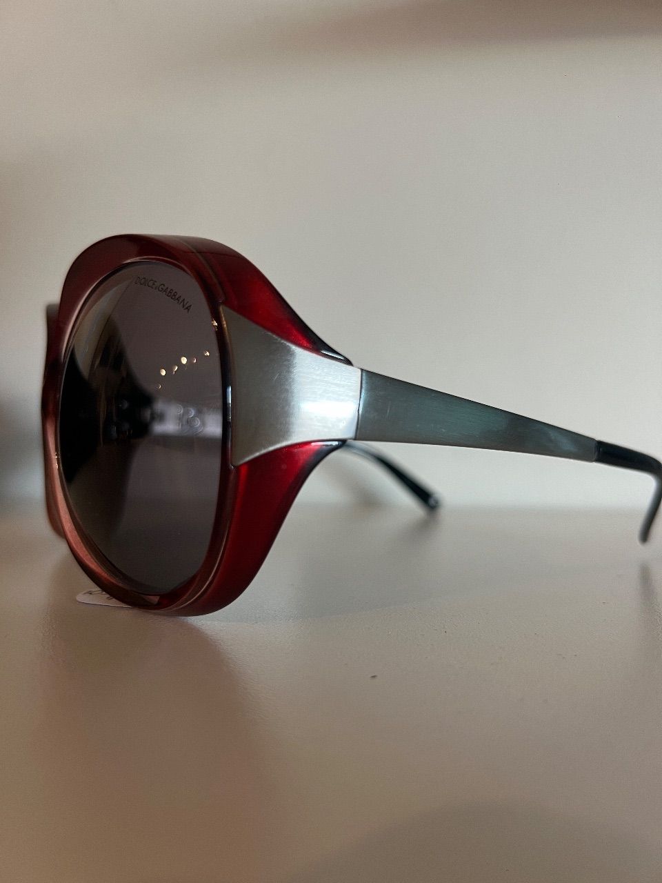 Óculos redondo vermelho — foto 2