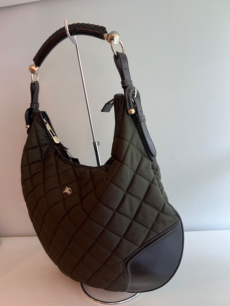 Bolsa hobo matelassê nylon verde musgo — foto 2