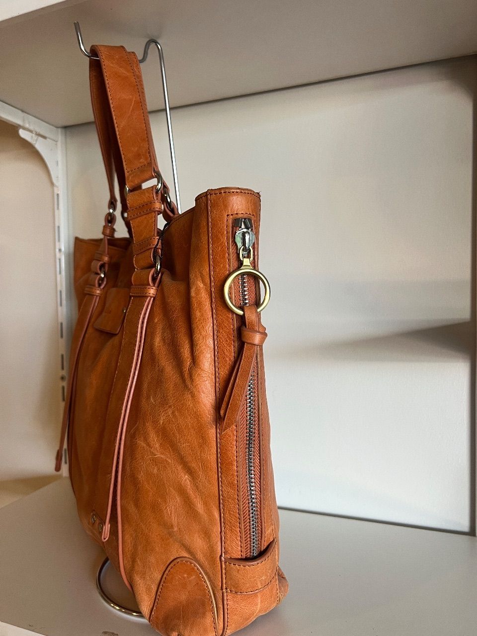 Bolsa de couro laranjada — foto 2