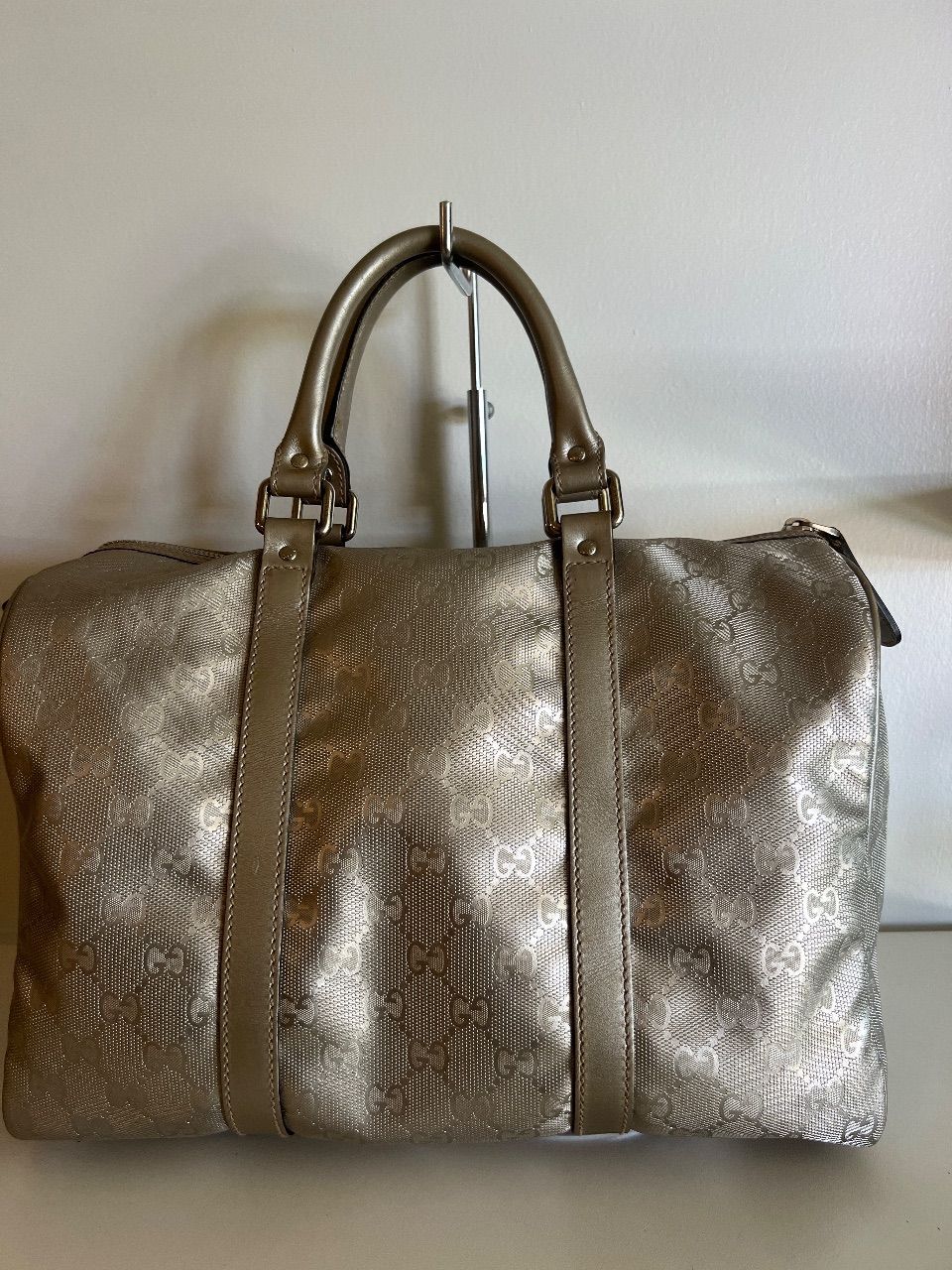 Bolsa boston GG imprimé metalizada prata — foto 3