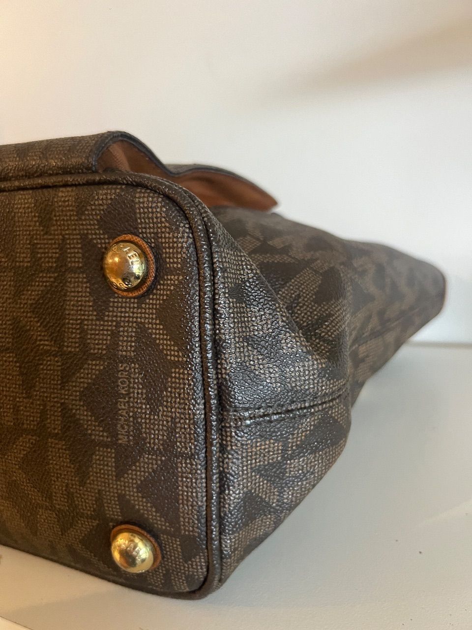 Bolsa Jet Set tote monograma marrom com alças de couro — foto 4
