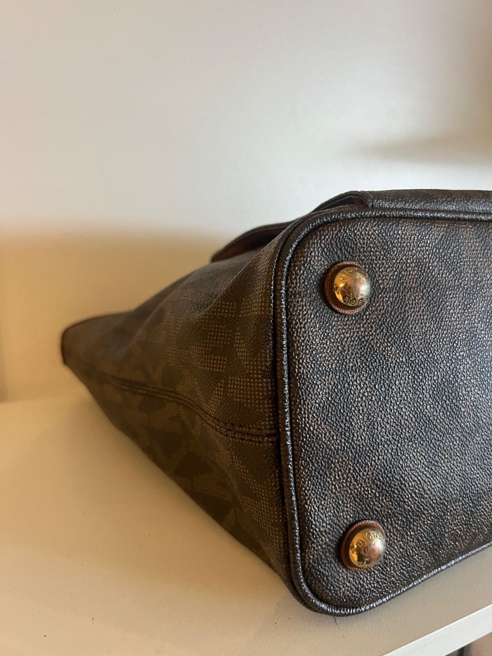 Bolsa Jet Set tote monograma marrom com alças de couro — foto 5