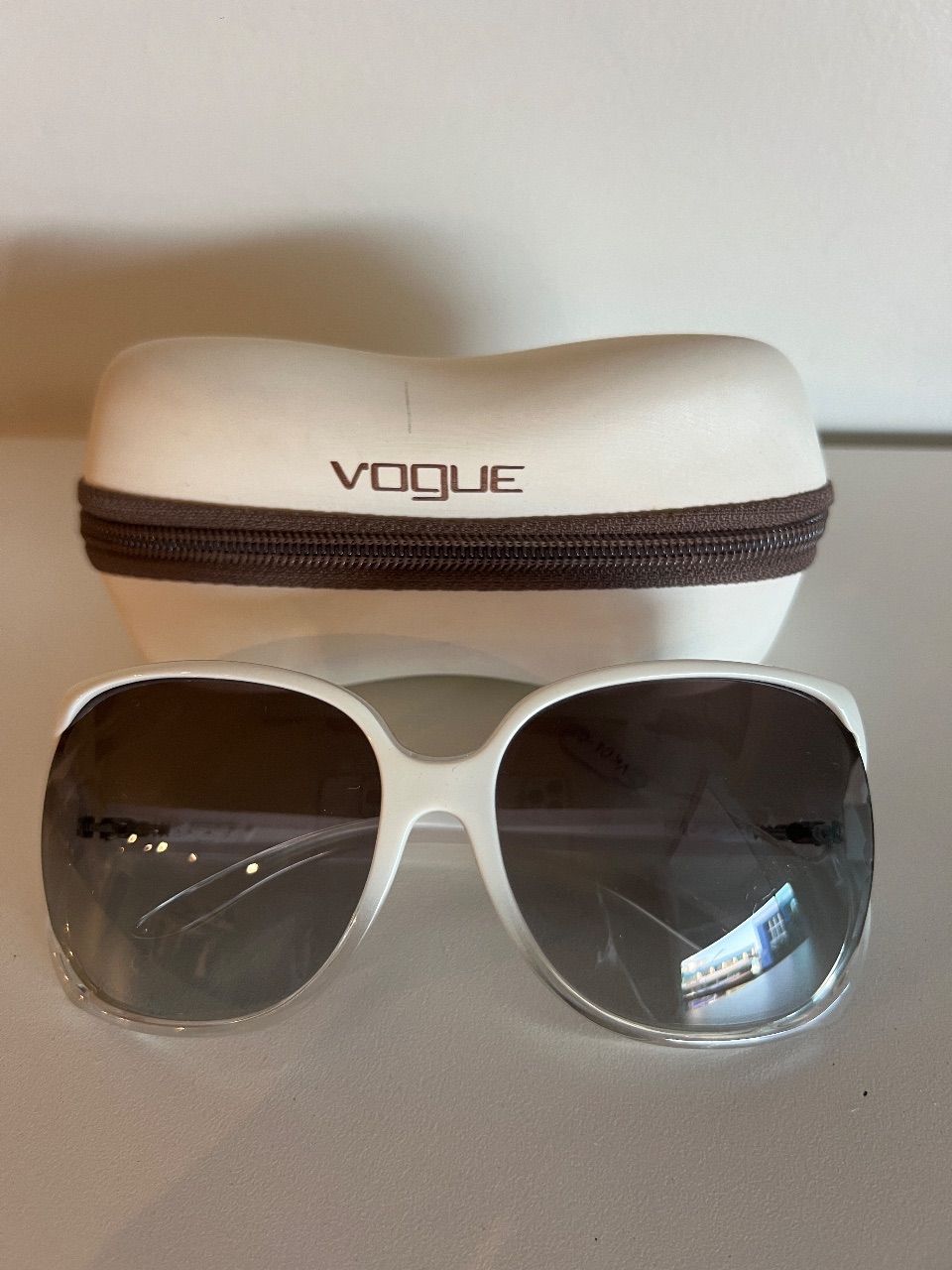 Óculos de sol acetato branco VO 2568-S — foto 3